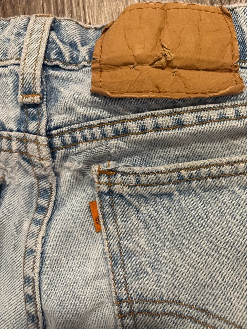 Vintage Levi’s Orange Tab 1980s Men’s Jeans Light Wash Distressed 34x30 Straight - Picture 8 of 12